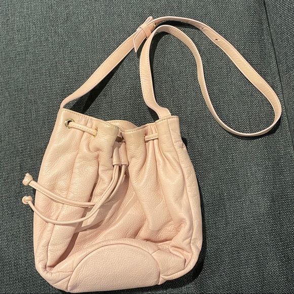 Esperos Pink Bucket Bag - Picture 3 of 6